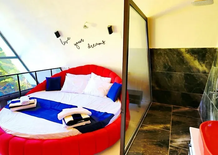 İslamlar 1 Bedroom Secluded With Private Pool Hot Tub Villa