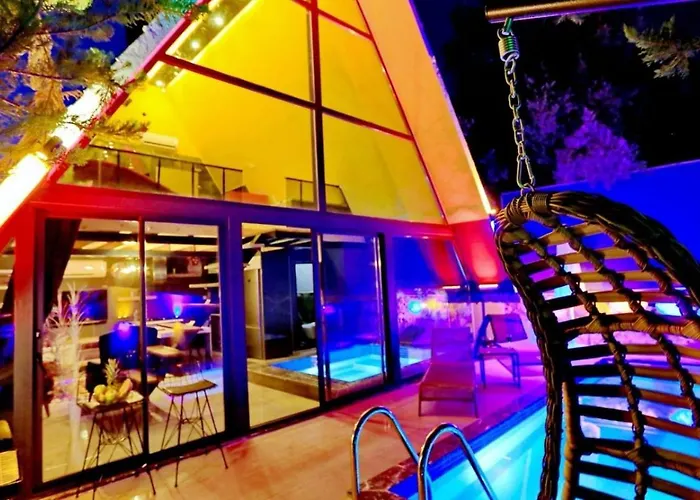 Villa İslamlar 1 Bedroom Secluded With Private Pool Hot Tub