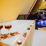 İslamlar 1 Bedroom Secluded With Private Pool Hot Tub Kalkan