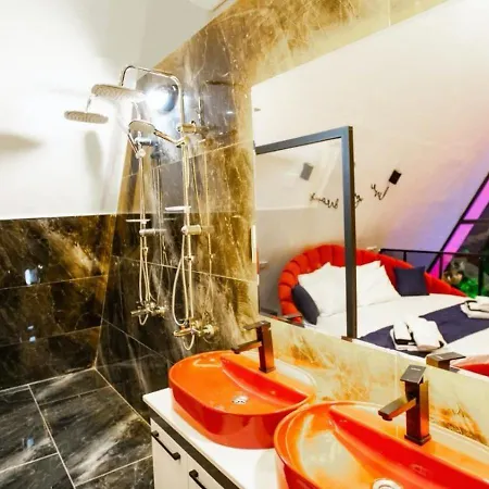Villa İslamlar 1 Bedroom Secluded With Private Pool Hot Tub *